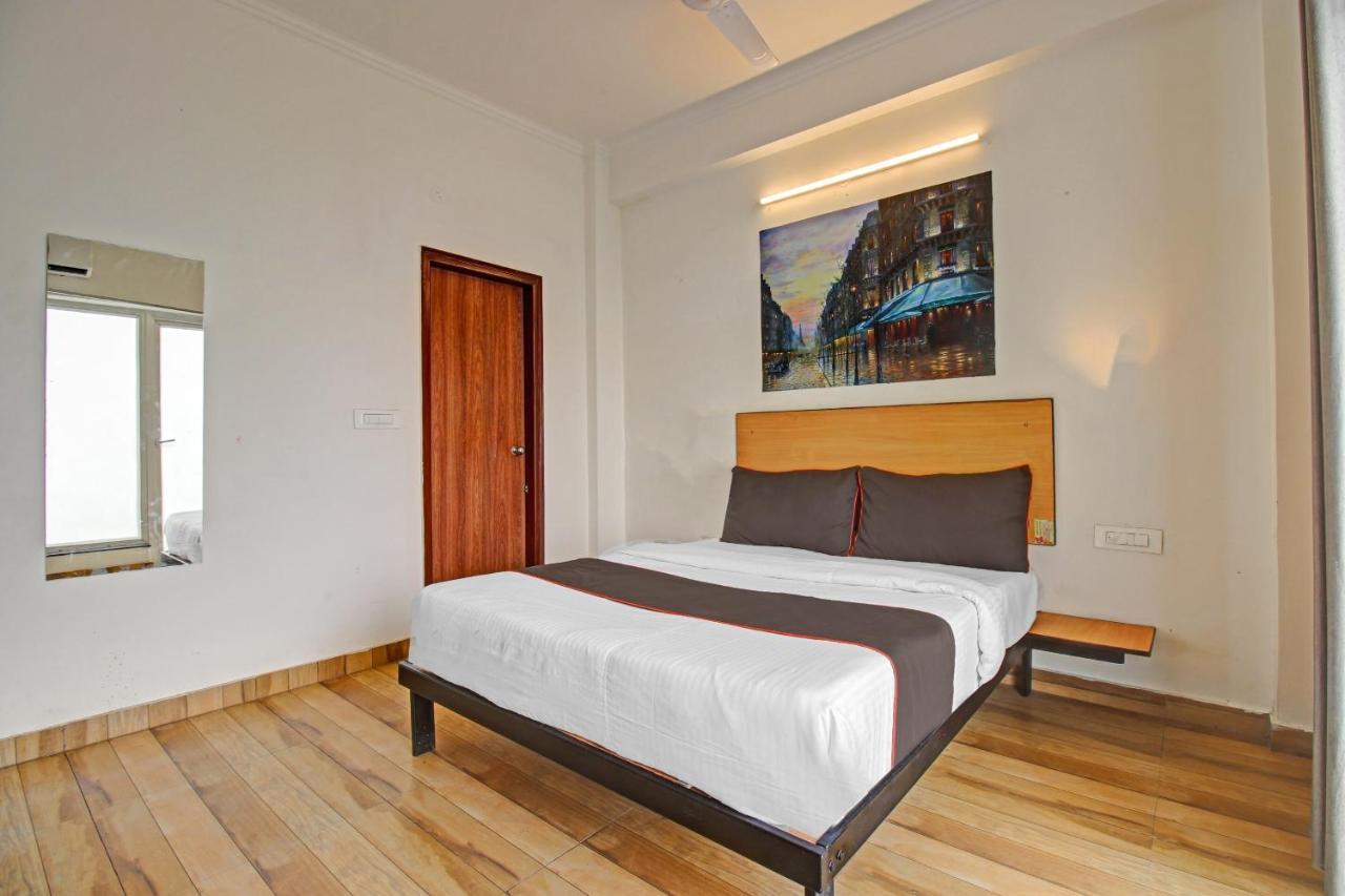 Отель Super Townhouse Kachnar House Vikas Nagar Hasanganj Экстерьер фото