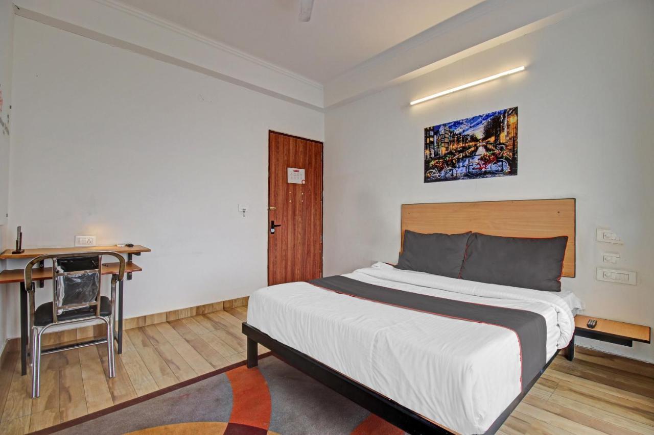 Отель Super Townhouse Kachnar House Vikas Nagar Hasanganj Экстерьер фото