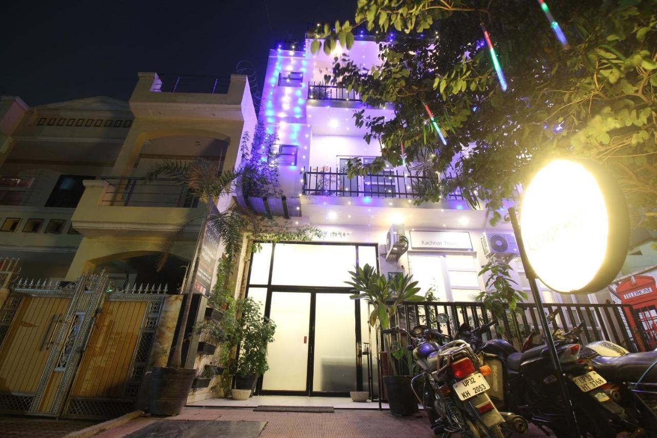 Отель Super Townhouse Kachnar House Vikas Nagar Hasanganj Экстерьер фото