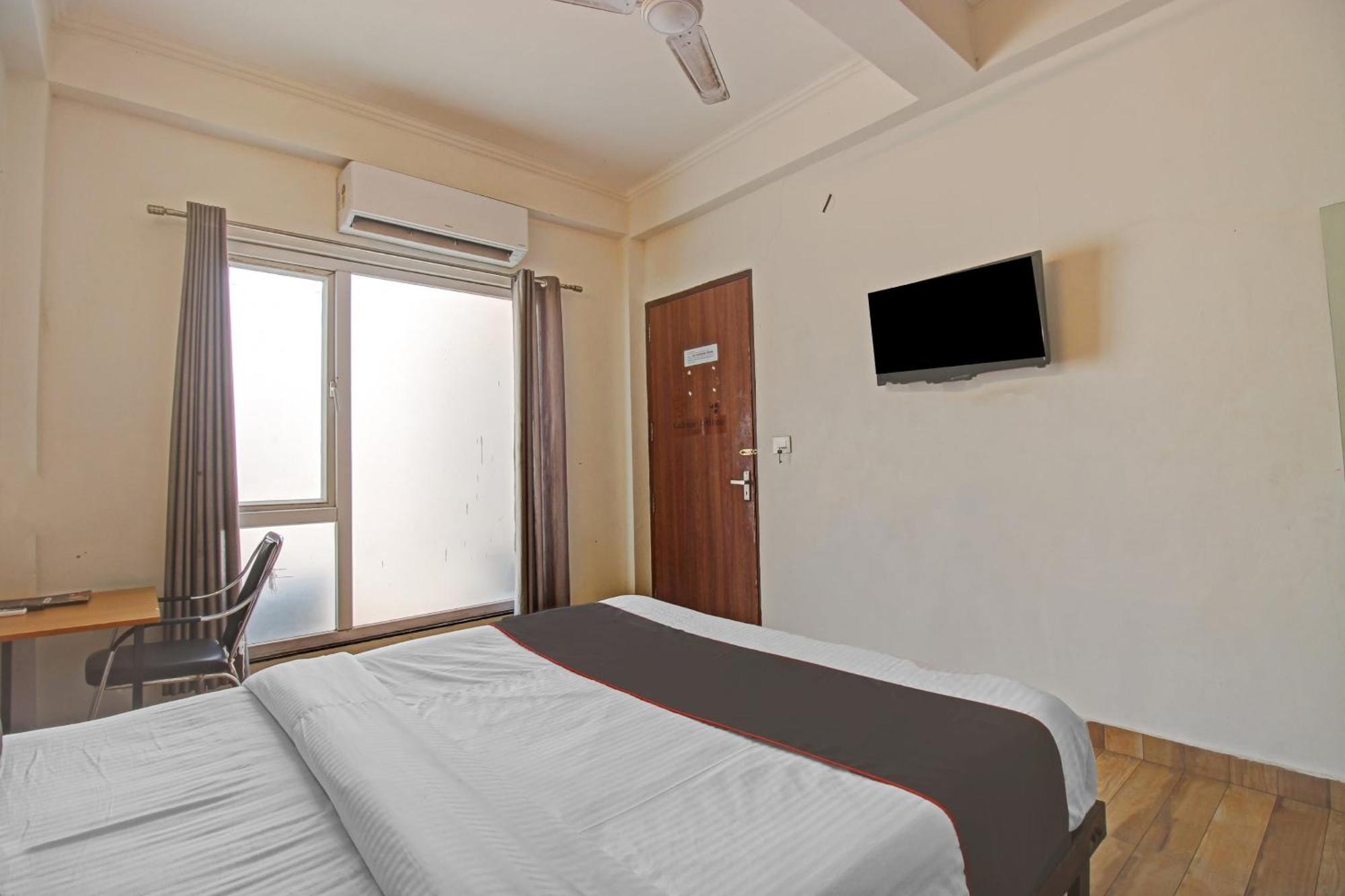 Отель Super Townhouse Kachnar House Vikas Nagar Hasanganj Экстерьер фото