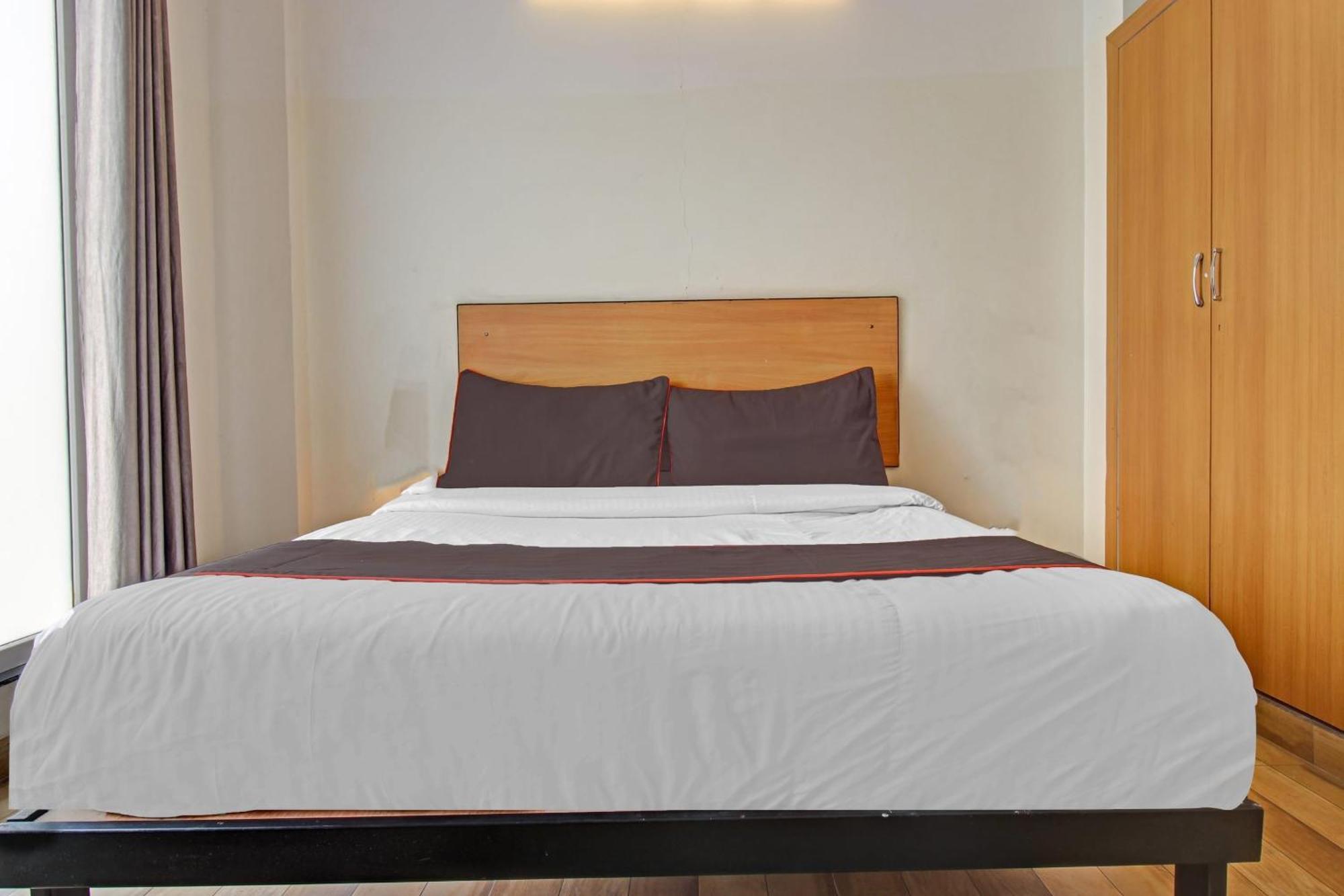 Отель Super Townhouse Kachnar House Vikas Nagar Hasanganj Экстерьер фото